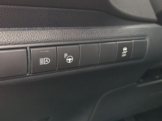 Toyota Corolla 2.0 Hybrid Executive | Parkeersens. | Head-Up | Apple CarPlay | Rijklaar incl. garantie | ActivLease financial lease