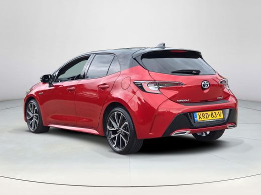 Toyota Corolla 2.0 Hybrid Executive | Parkeersens. | Head-Up | Apple CarPlay | Rijklaar incl. garantie | ActivLease financial lease