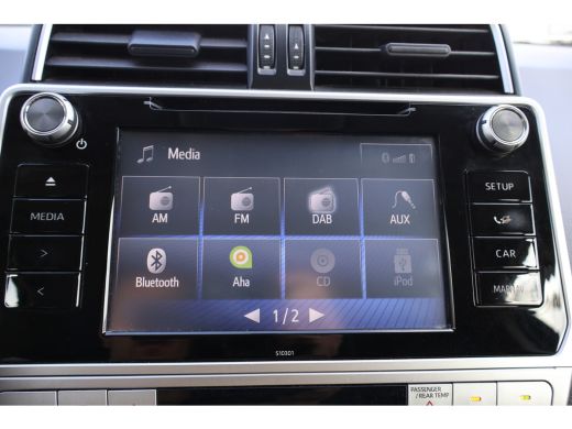 Toyota Land Cruiser 2.8 D-4D-F Challenger Window Van ActivLease financial lease
