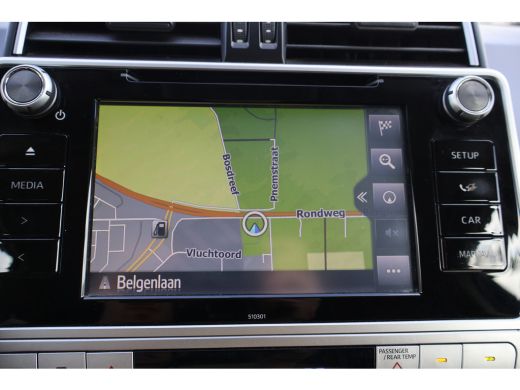 Toyota Land Cruiser 2.8 D-4D-F Challenger Window Van ActivLease financial lease