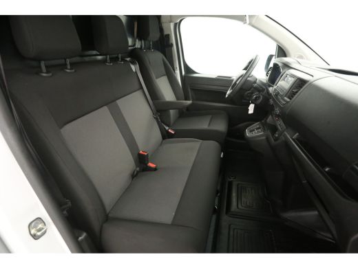 Toyota ProAce Elektrisch 50 kWh L2H1 | Snelladen | SOH 99% | Airco | Cruise | 3 Zits ActivLease financial lease