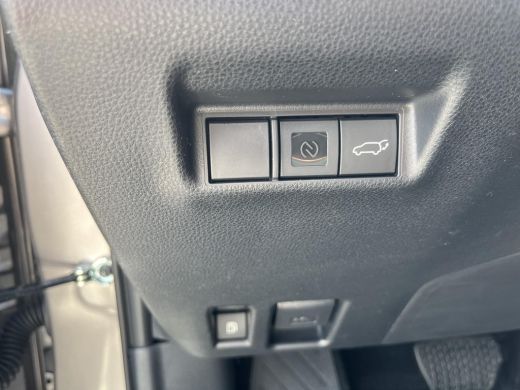 Toyota RAV4 2.5 Plug-in Hybrid AWD 300 First Edition | All-in prijs | Trekhaak | Treeplanken | ActivLease financial lease