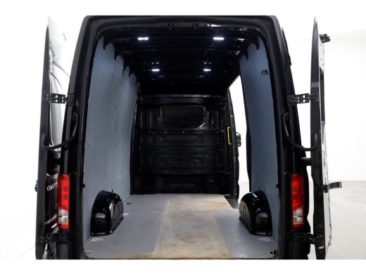 Volkswagen Crafter 35 2.0 TDI 177pk DSG-Automaat L3H3 (L2H2) LED/Camera/Trekhaak 3500kg 05-2021 ActivLease financial lease