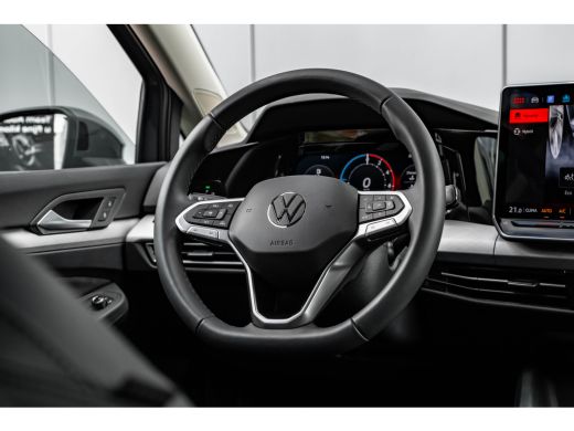 Volkswagen Golf 1.5 eHybrid Life Edition ActivLease financial lease