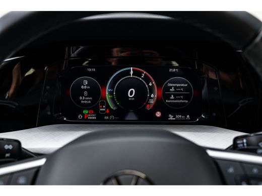 Volkswagen Golf 1.5 eHybrid Life Edition ActivLease financial lease