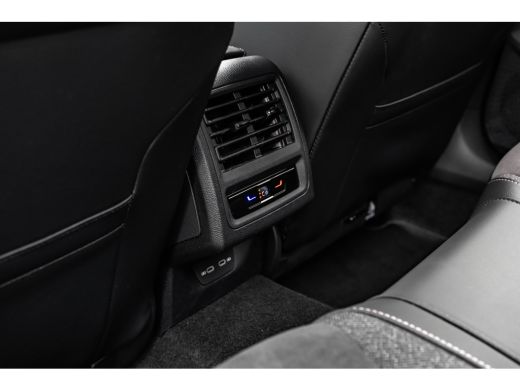 Volkswagen Golf 1.5 eHybrid Life Edition ActivLease financial lease