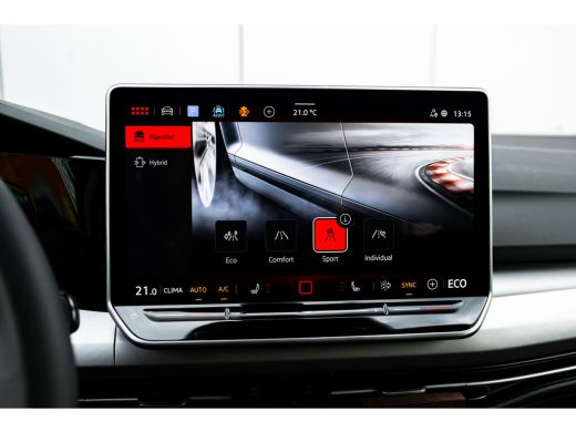 Volkswagen Golf 1.5 eHybrid Life Edition ActivLease financial lease