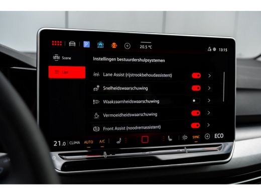 Volkswagen Golf 1.5 eHybrid Life Edition ActivLease financial lease