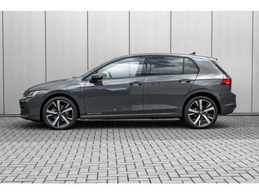 Volkswagen Golf 1.5 eHybrid Life Edition ActivLease financial lease