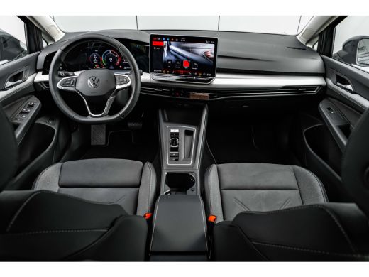Volkswagen Golf 1.5 eHybrid Life Edition ActivLease financial lease