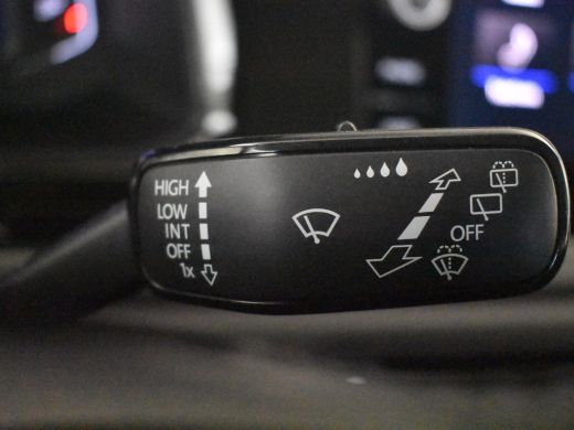 Volkswagen Polo 1.0 TSI Comfortline | Adapt. Cr. control | Navigatie | App Connect | Airco | DAB | LED | Parkeers... ActivLease financial lease