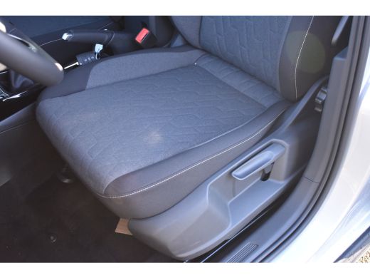 Volkswagen T-Cross Life Edition | 'App-Connect' draadloze smartphone integratie | Achterlichten LED | Afstandscontro... ActivLease financial lease