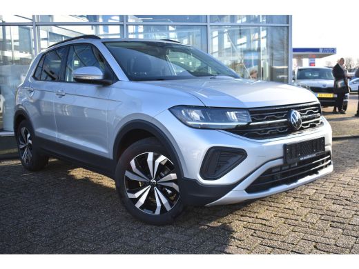 Volkswagen T-Cross Life Edition | 'App-Connect' draadloze smartphone integratie | Achterlichten LED | Afstandscontro... ActivLease financial lease