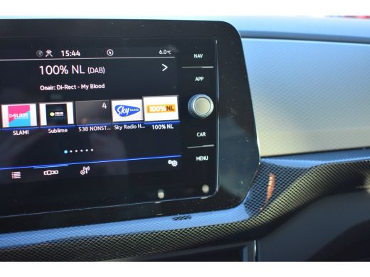 Volkswagen T-Cross Life Edition | 'App-Connect' draadloze smartphone integratie | Achterlichten LED | Afstandscontro... ActivLease financial lease