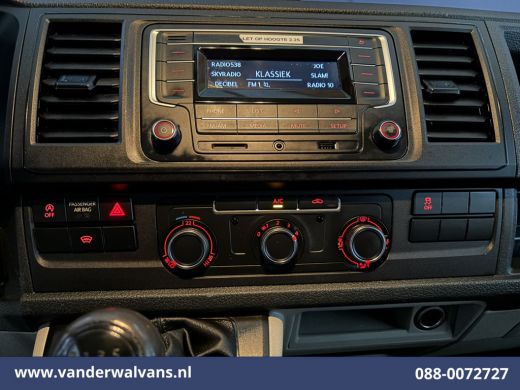 Volkswagen Transporter 2.0 TDI 102pk L2H1 Euro6 Airco | Imperiaal | Trekhaak | Camera Parkeersensoren, Achterklep ActivLease financial lease