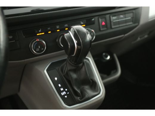 Volkswagen Transporter 2.0 TDI L2H1 Bulli 150PK DSG | Dubbele Cabine | Virtual | Airco | Cruise | Camera | Carplay | Tre... ActivLease financial lease