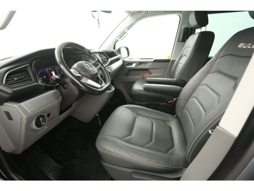 Volkswagen Transporter 2.0 TDI L2H1 Bulli 150PK DSG | Dubbele Cabine | Virtual | Airco | Cruise | Camera | Carplay | Tre... ActivLease financial lease