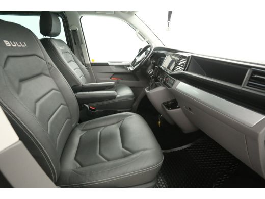 Volkswagen Transporter 2.0 TDI L2H1 Bulli 150PK DSG | Dubbele Cabine | Virtual | Airco | Cruise | Camera | Carplay | Tre... ActivLease financial lease