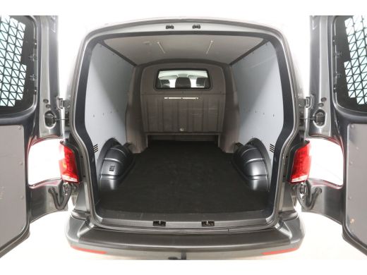 Volkswagen Transporter 2.0 TDI L2H1 Bulli 150PK DSG | Dubbele Cabine | Virtual | Airco | Cruise | Camera | Carplay | Tre... ActivLease financial lease