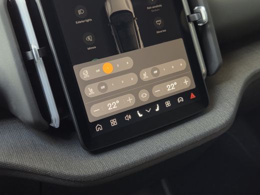 Volvo  EX30 P5 Long Range Plus Europa | Harman/Kardon | Stuur/stoelverwarming | Camera | Pilot Assist | Memory ActivLease financial lease