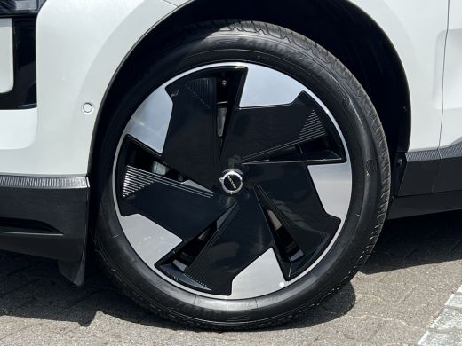Volvo  EX30 Single Motor Extended Range Ultra 69 kWh | 22 kW lader | Pano | Harman Kardon | 360 Camera 7 | Wi... ActivLease financial lease