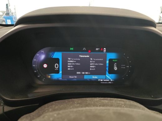 Volvo  XC40 Recharge P8 AWD R-Design PANODAK | TREKHAAK ActivLease financial lease