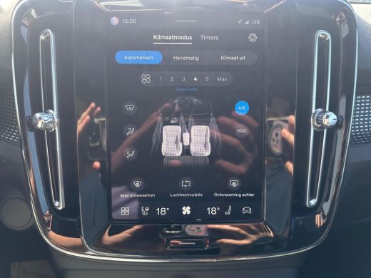 Volvo  XC40 Recharge P8 AWD R-Design PANODAK | TREKHAAK| SOH 89.5.| ActivLease financial lease