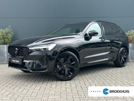 Volvo  XC60 2.0 T6 Plug-in hybrid AWD Ultra Black Edition | Massage | Trekhaak | Panoramadak | HU-Display | ActivLease financial lease