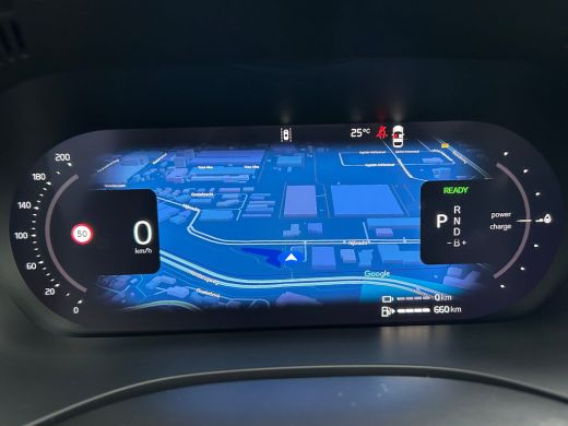 Volvo  XC60 2.0 T6 Plug-in hybrid AWD Ultra Black Edition | Massage | Trekhaak | Panoramadak | HU-Display | ActivLease financial lease