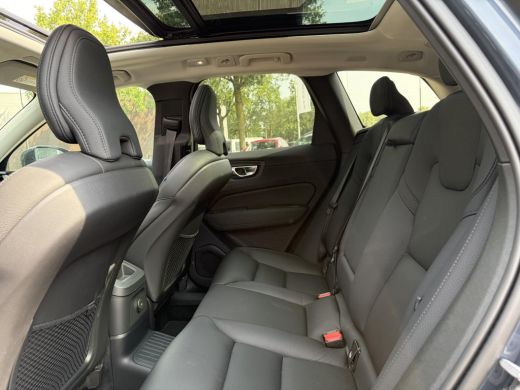 Volvo  XC60 Plug-In Hybrid AWD T8 Plus Dark HEAD-UP DISPLAY | 360 CAMERA | PANORAMA DAK | HARMAN/KARDON SOUND... ActivLease financial lease