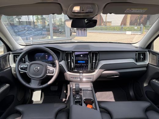 Volvo  XC60 Plug-In Hybrid AWD T8 Plus Dark HEAD-UP DISPLAY | 360 CAMERA | PANORAMA DAK | HARMAN/KARDON SOUND... ActivLease financial lease
