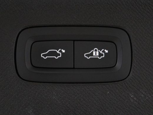 Volvo  XC90 2.0 T8 Plug-in hybrid AWD Plus Bright t | SOH 99,4 | Trekhaak | 360 camera | 7Pers. | Stoel & Stu... ActivLease financial lease
