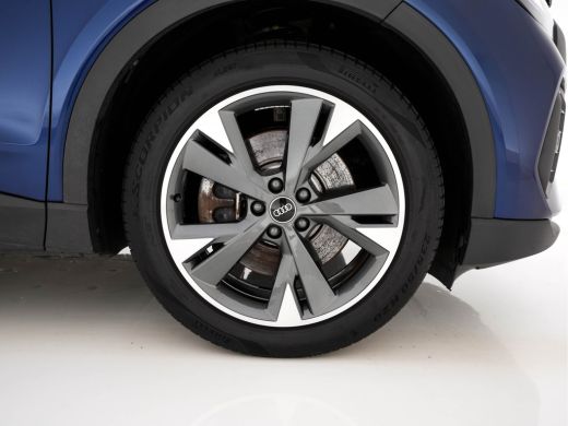 Audi Q4 e-tron 40 Launch edition 77 kWh [3-Fase-11kW] {SoH-94%} (INCL.BTW) *ADAPTIVE-CRUISE | SONOS-SOUND | HEAT... ActivLease financial lease