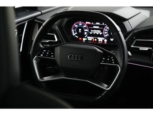 Audi Q4 e-tron 40 S edition 77 kWh 204PK | Panorama Dak | Ledere Bekleding | Sfeerverlichting | Assistentiepakke... ActivLease financial lease