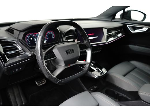 Audi Q4 e-tron 40 S edition 77 kWh 204PK | Panorama Dak | Ledere Bekleding | Sfeerverlichting | Assistentiepakke... ActivLease financial lease