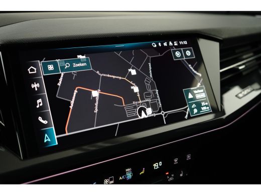 Audi Q4 e-tron 40 S edition 77 kWh 204PK | Panorama Dak | Ledere Bekleding | Sfeerverlichting | Assistentiepakke... ActivLease financial lease