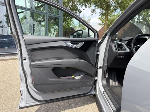 Audi Q4 Sportback e-tron 45 S Edition 82 kWh 21000 KM ! | SOH 92% | S-LINE | ADAPT. CRUISE CONTROL | STOELVERWARMING | ELE... ActivLease financial lease