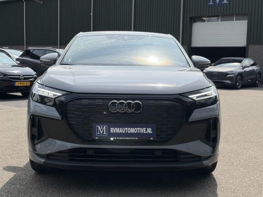 Audi Q4 Sportback e-tron 45 S Edition 82 kWh 21000 KM ! | SOH 92% | S-LINE | ADAPT. CRUISE CONTROL | STOELVERWARMING | ELE... ActivLease financial lease
