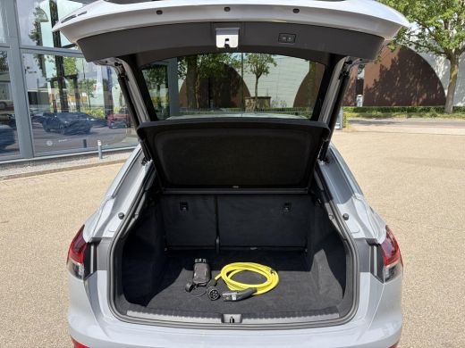 Audi Q4 Sportback e-tron 45 S Edition 82 kWh 21000 KM ! | SOH 92% | S-LINE | ADAPT. CRUISE CONTROL | STOELVERWARMING | ELE... ActivLease financial lease
