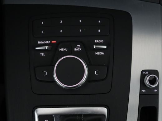 Audi Q5 55 TFSI e quattro Competition | 85,1% | Leder | Sfeerverlichting | Cruise control | Navigatie | 3... ActivLease financial lease