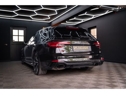 Audi RS4 Avant 2.9 TFSI RS 4 quattro / Keramisch / RS Dynamic / B&O / Matrix / Keyless / ActivLease financial lease