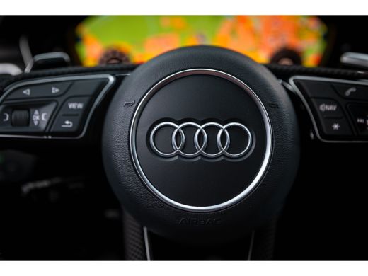 Audi RS4 Avant 2.9 TFSI RS 4 quattro / Keramisch / RS Dynamic / B&O / Matrix / Keyless / ActivLease financial lease