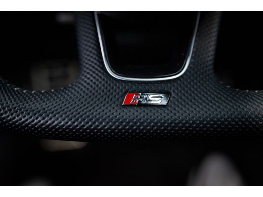 Audi RS4 Avant 2.9 TFSI RS 4 quattro / Keramisch / RS Dynamic / B&O / Matrix / Keyless / ActivLease financial lease