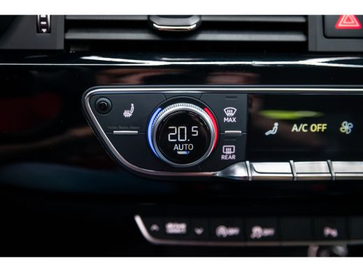 Audi RS4 Avant 2.9 TFSI RS 4 quattro / Keramisch / RS Dynamic / B&O / Matrix / Keyless / ActivLease financial lease