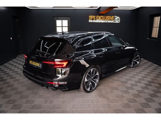 Audi RS4 Avant 2.9 TFSI RS 4 quattro / Keramisch / RS Dynamic / B&O / Matrix / Keyless / ActivLease financial lease