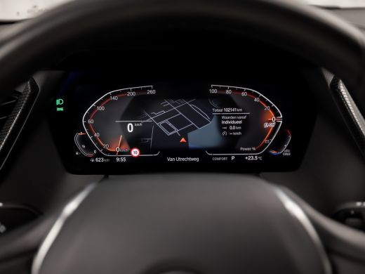 BMW 1 Serie 118i Sport Automaat (APPLE CARPLAY, DEALER ONDERHOUDEN, STOELVERWARMING, CAMERA, SPORTSTOELEN, GE... ActivLease financial lease