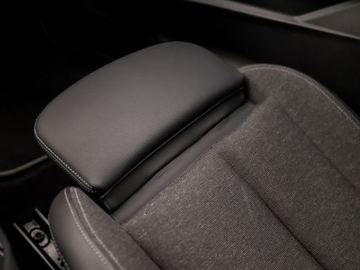 BMW 1 Serie 118i Sport Automaat (APPLE CARPLAY, DEALER ONDERHOUDEN, STOELVERWARMING, CAMERA, SPORTSTOELEN, GE... ActivLease financial lease