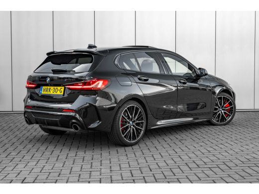BMW 1 Serie M135i xDrive High Executive 306 PK | Panoramadak | Harman Kardon | Geheugen Stoelen | Stuurverwar... ActivLease financial lease