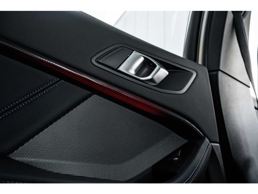 BMW 1 Serie M135i xDrive High Executive 306 PK | Panoramadak | Harman Kardon | Geheugen Stoelen | Stuurverwar... ActivLease financial lease