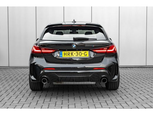 BMW 1 Serie M135i xDrive High Executive 306 PK | Panoramadak | Harman Kardon | Geheugen Stoelen | Stuurverwar... ActivLease financial lease